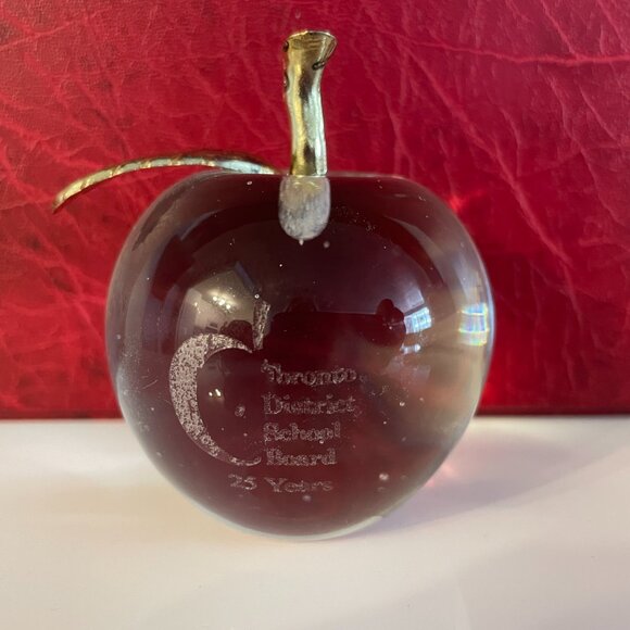 Toronto District School Board 25 Years Glass Paperweight - Picture 5 of 6